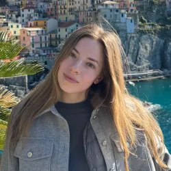 Долусова Арина Андреевна