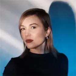 Фотография репетитора Калашникова Инга Игоревна