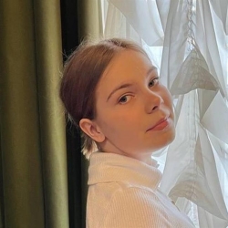 Фотография репетитора Ненашева Вера Игоревна