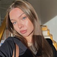 Фотография репетитора Медведева Юлия Витальевна