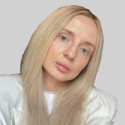 Фотография репетитора Обухова Марина Валерьевна