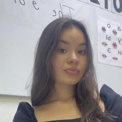 Фотография репетитора Ахтямова Лейла Альбертовна