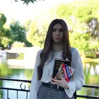 Фотография репетитора Буркова Алина Владимировна