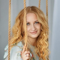 Фотография репетитора Абрамова Елена Валерьевна