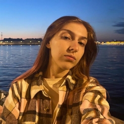 Фотография репетитора Султанбекова Лайла Мурадовна