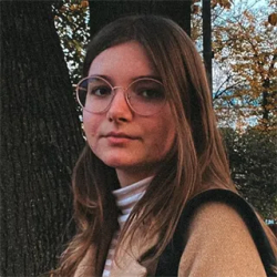 Фотография репетитора Бабаева Алина Борисовна