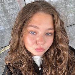 Фотография репетитора Агаджанова Ада Анатольевна