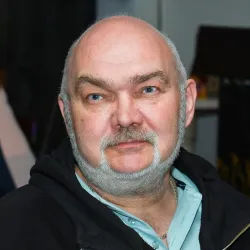 Фотография репетитора Емельянов Александр Владимирович