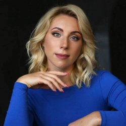 Фотография репетитора Лукояненко Ксения Владимировна