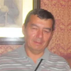 Фотография репетитора Нугманходжаев Икром Акмалович