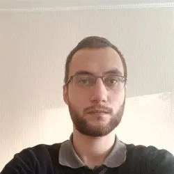 Фотография репетитора Бобров Максим Александрович