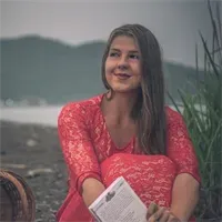 Фотография репетитора Бадальян Валерия Тимуровна