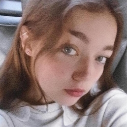 Фотография репетитора Виноградова Елизавета Артёмовна