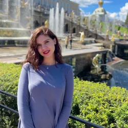 Фотография репетитора Абдурахманова Аделина Анваровна