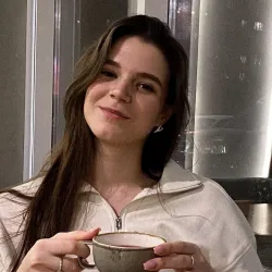 Фотография репетитора Кулакова Анна Дмитриевна