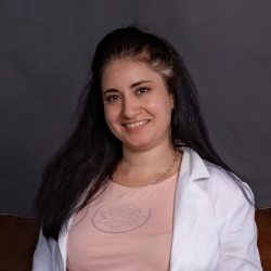 Фотография репетитора Вартанян Ануш Рубеновна