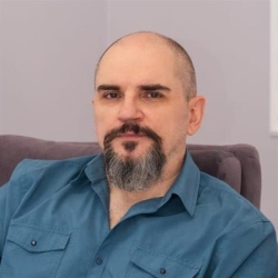 Фотография репетитора Косенко Олег Витальевич