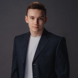 Фотография репетитора Токарев Андрей Евгеньевич