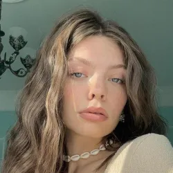 Фотография репетитора Крюкова Анастасия Александровна