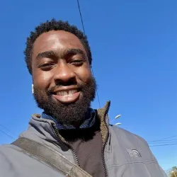 Фотография репетитора Абада Генри Мавули 