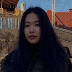 Фотография репетитора Ян Миоги 