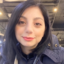 Фотография репетитора Адян Диана Самвеловна