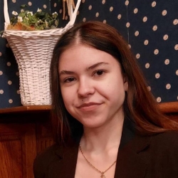 Фотография репетитора Горбатовская Олеся Витальевна