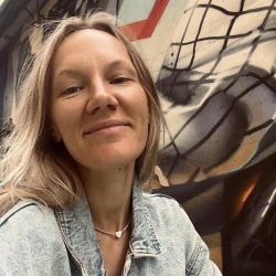 Фотография репетитора Калинина Александра Юрьевна