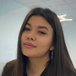 Фотография репетитора Давлетбаева Алина Салиховна