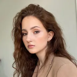 Фотография репетитора Соболева Алина Эдуардовна