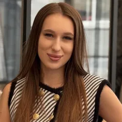 Фотография репетитора Калашникова Полина Александровна