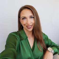 Фотография репетитора Соколова Олеся Евгеньевна