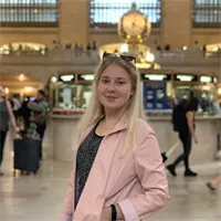 Фотография репетитора Истомина Виктория Сергеевна