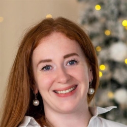 Фотография репетитора Власова Оксана Николаевна