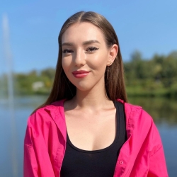 Фотография репетитора Горячева Алина Сергеевна