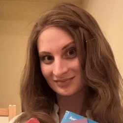 Фотография репетитора Якушкова Полина Андреевна