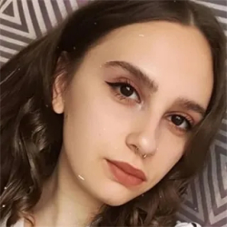 Фотография репетитора Кувшинова Дарья Витальевна