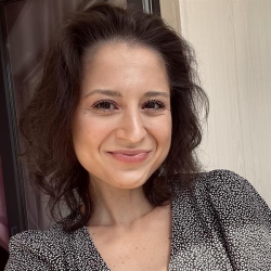 Фотография репетитора Зотова Любовь Сергеевна