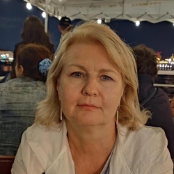 Фотография репетитора Аверьянова Оксана Михайловна