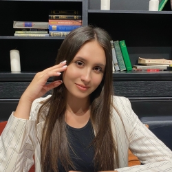 Фотография репетитора Елчева Полина Сергеевна