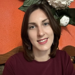 Демидова Эвелина Валентиновна