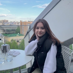 Фотография репетитора Байнова Ангелина Алексеевна