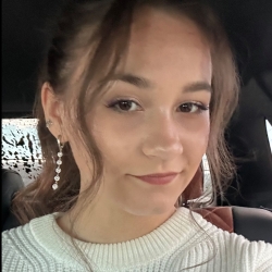 Фотография репетитора Милованова Александра Данииловна