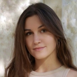 Фотография репетитора Замковая Анастасия Николаевна