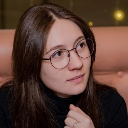 Фотография репетитора Нуреева Яния Альбертовна