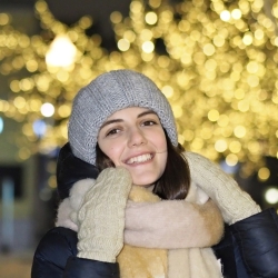 Фотография репетитора Шипилова Виктория Амаяковна