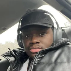 Фотография репетитора Дауда Казазабранг 