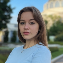 Фотография репетитора Иващенко Николь Романовна