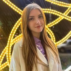 Фотография репетитора Жиенко Алина Руслановна