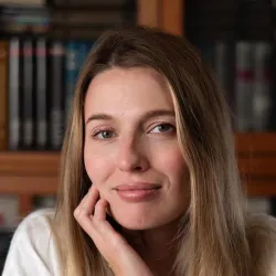 Фотография репетитора Сеницкая Елена Владимировна